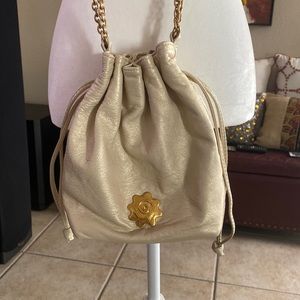 Bucket draw string purse vintage